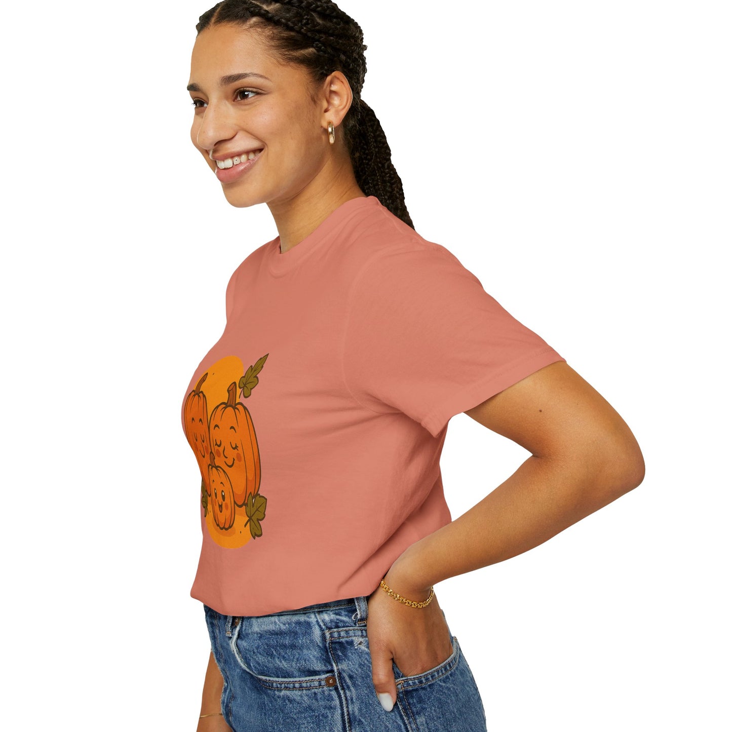 Cute Pumpkin Family T-Shirt with One Baby Pumpkin – Fall Harvest Graphic Tee, Autumn Thanksgiving Shirt