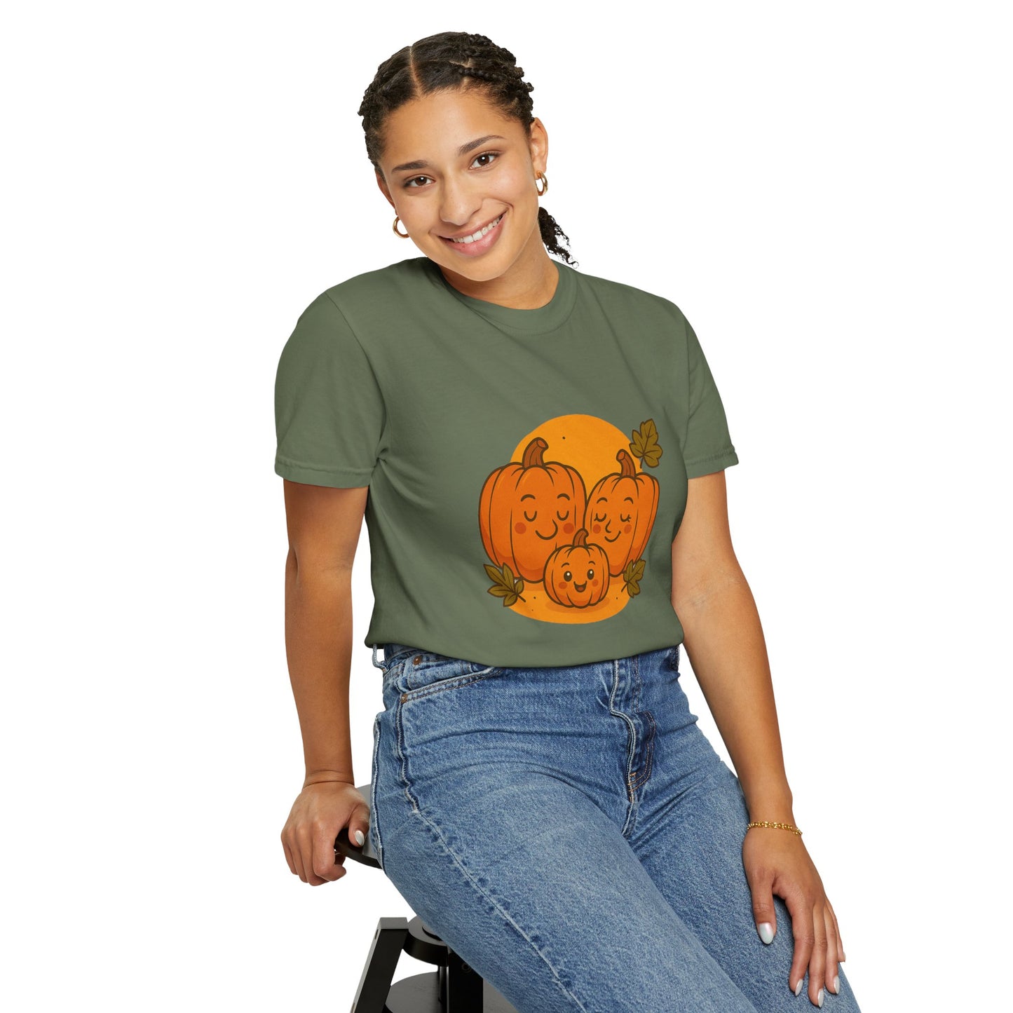 Cute Pumpkin Family T-Shirt with One Baby Pumpkin – Fall Harvest Graphic Tee, Autumn Thanksgiving Shirt