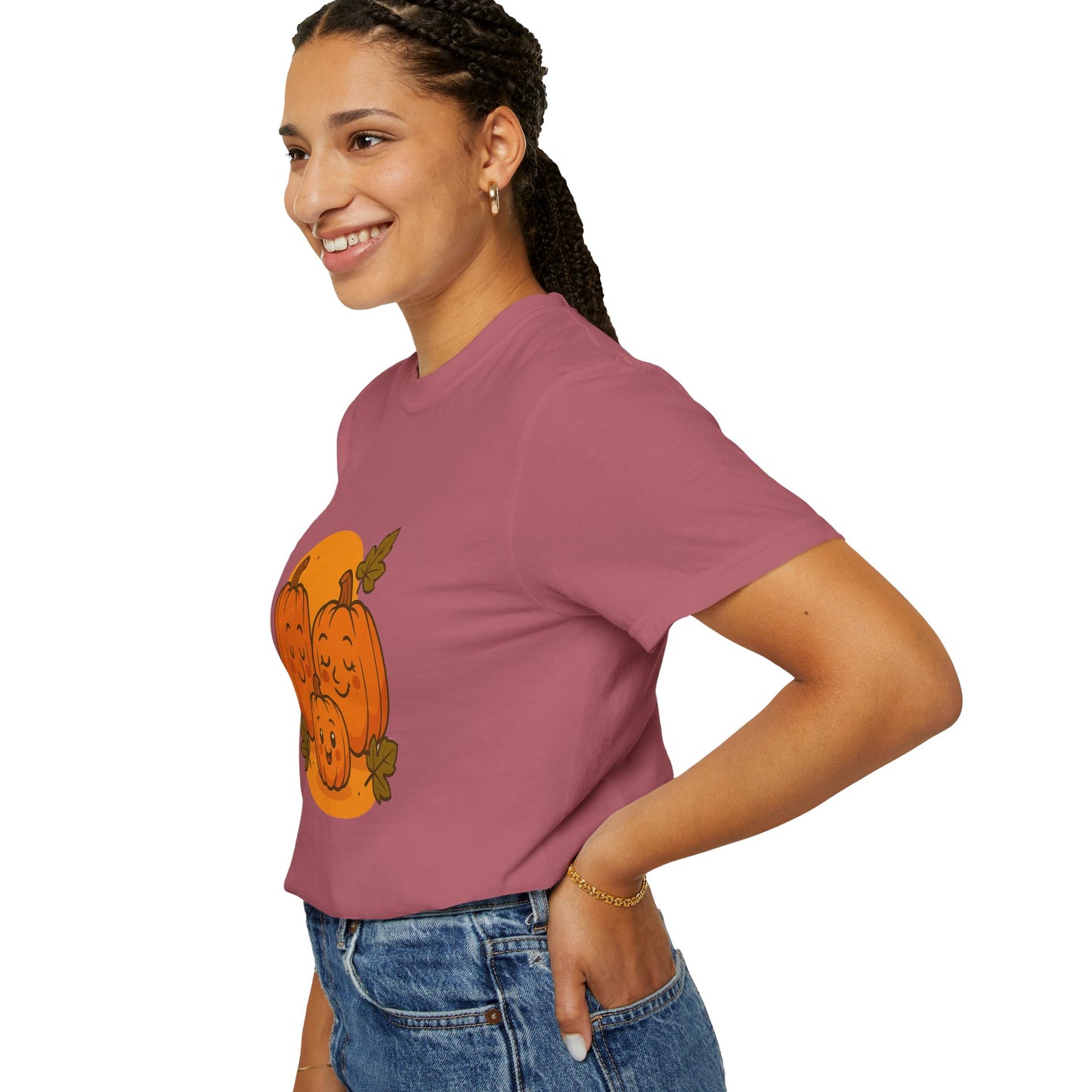 Cute Pumpkin Family T-Shirt with One Baby Pumpkin – Fall Harvest Graphic Tee, Autumn Thanksgiving Shirt