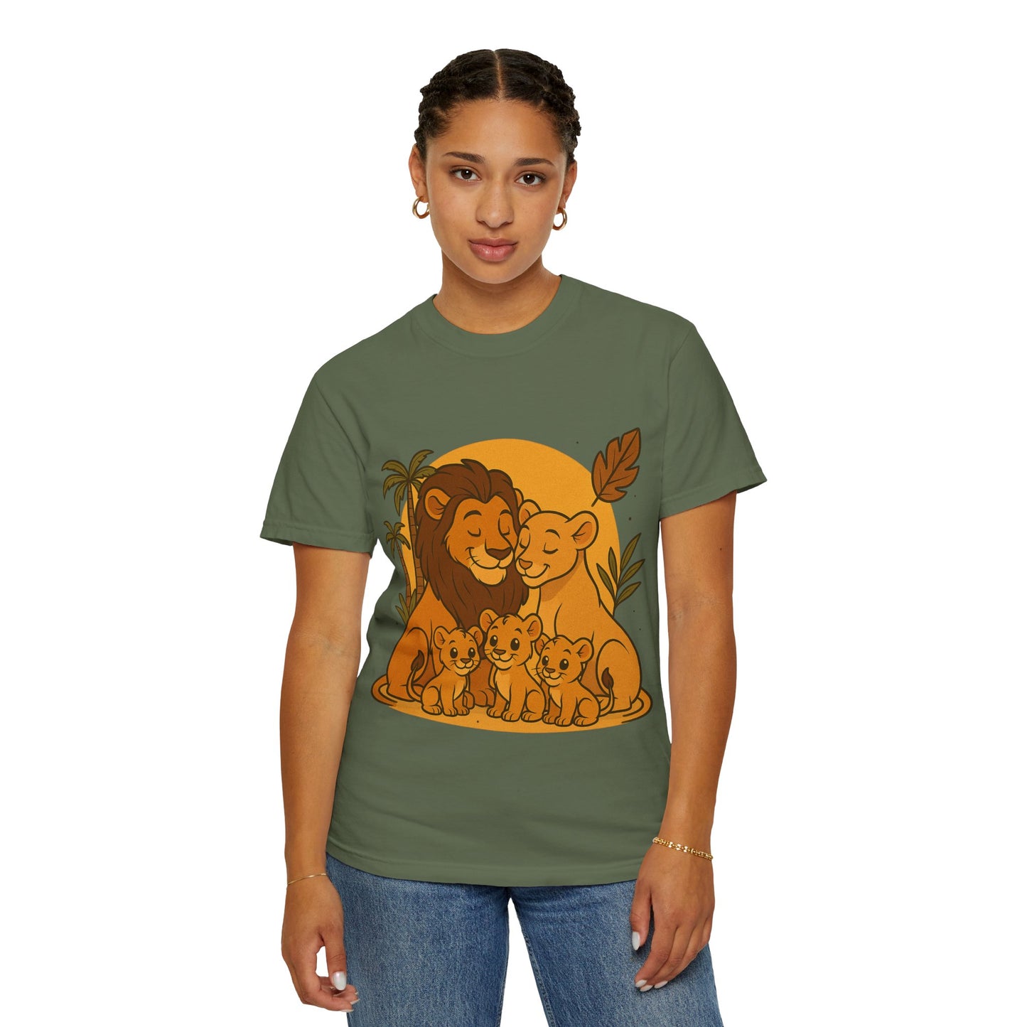 Lion Family T-Shirt – Mom, Dad & 3 Cub | Lion Pride Family Design | Mufasa| Cute Safari Jungle Tee